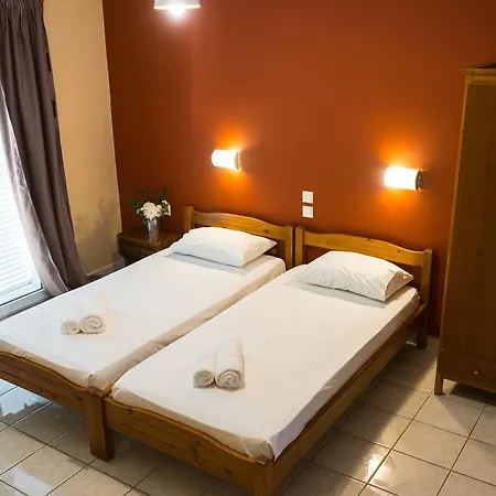 Act Art * Skiathos stad